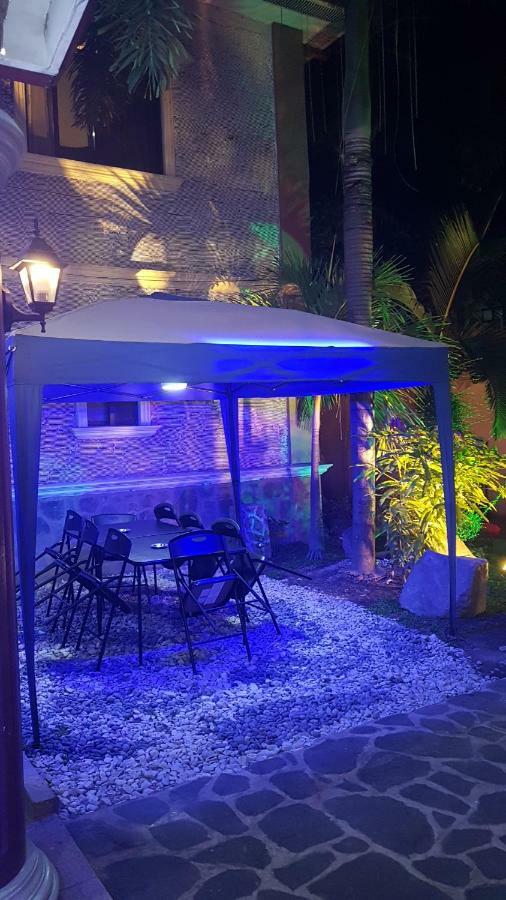 Gardensuite Hotel Anunas ภายนอก รูปภาพ