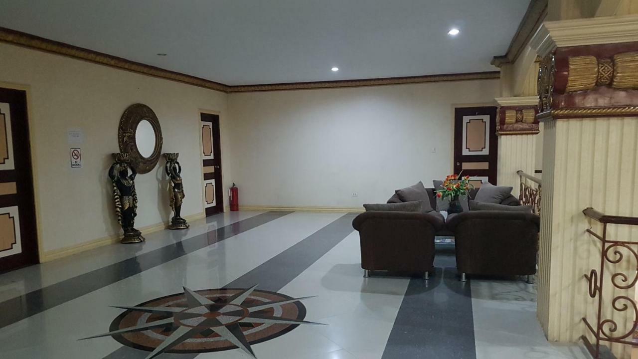 Gardensuite Hotel Anunas ภายนอก รูปภาพ