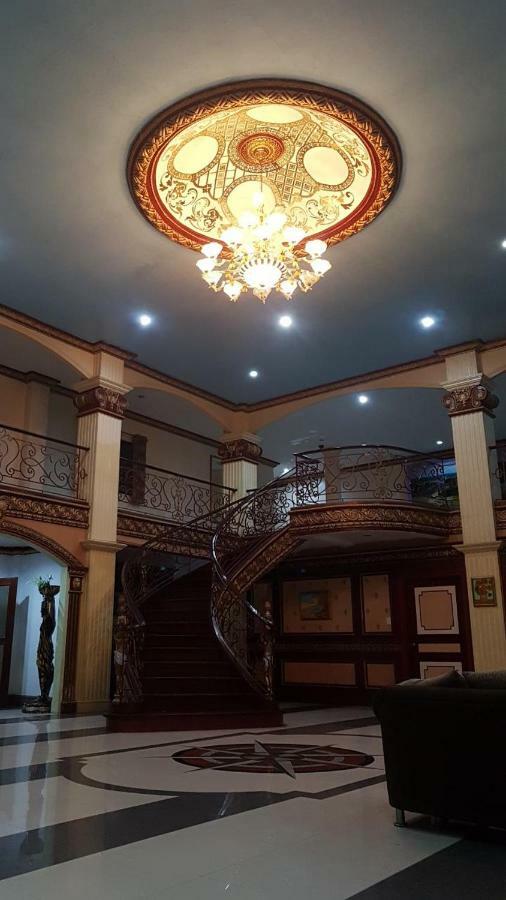 Gardensuite Hotel Anunas ภายนอก รูปภาพ